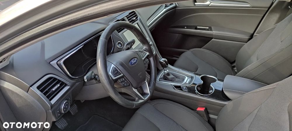 Ford Mondeo 2.0 TDCi Titanium - 16