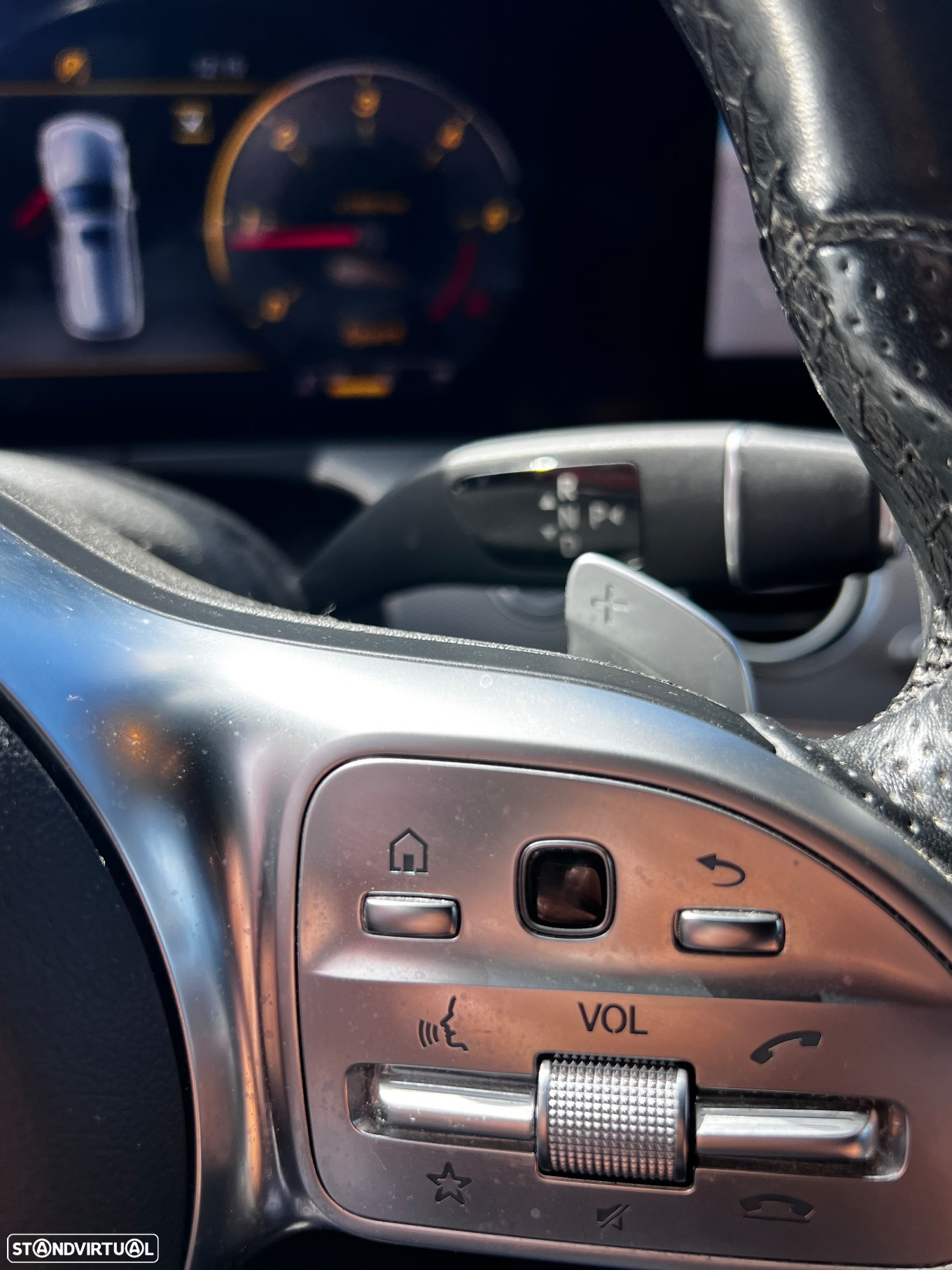 Mercedes-Benz E 220 d AMG - 19