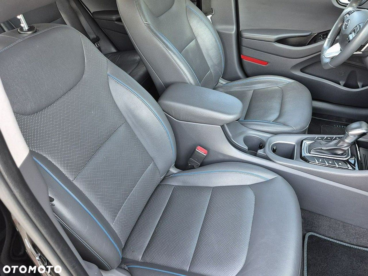 Hyundai IONIQ hybrid Platinum - 5