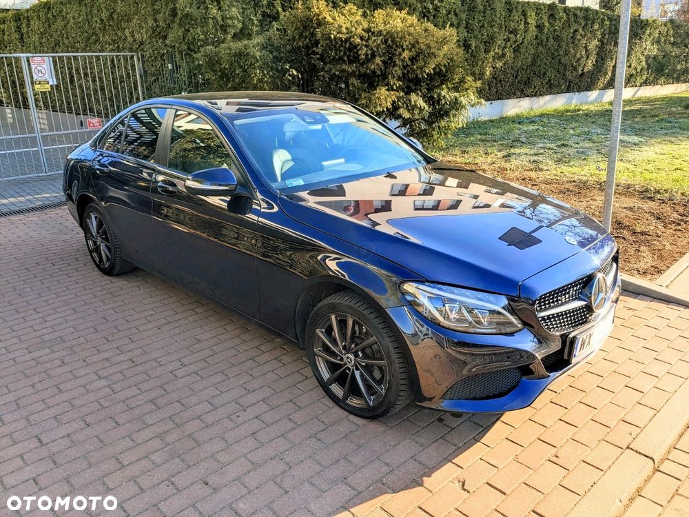 Mercedes-Benz Klasa C 180 CGI BlueEff Classic - 3