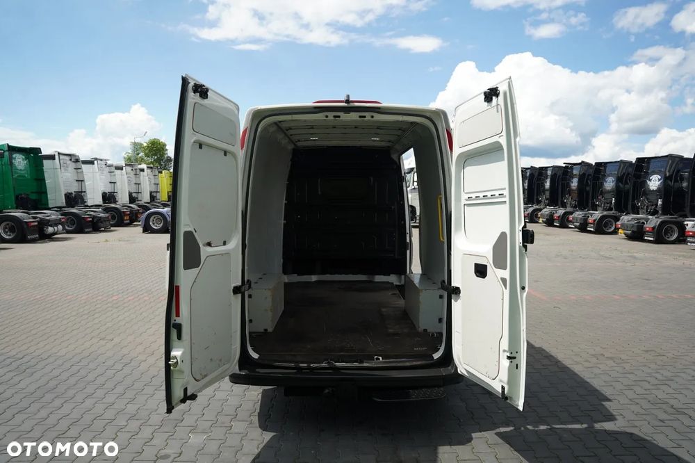 MAN TGE 3.140 / BLASZAK l2h2 3,3 M / FURGON / SPROWADZONY / EURO 6 - 19