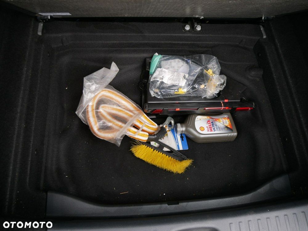 Mercedes-Benz Klasa A 180 (BlueEFFICIENCY) - 27