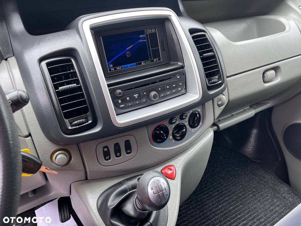 Renault TRAFIC - 11