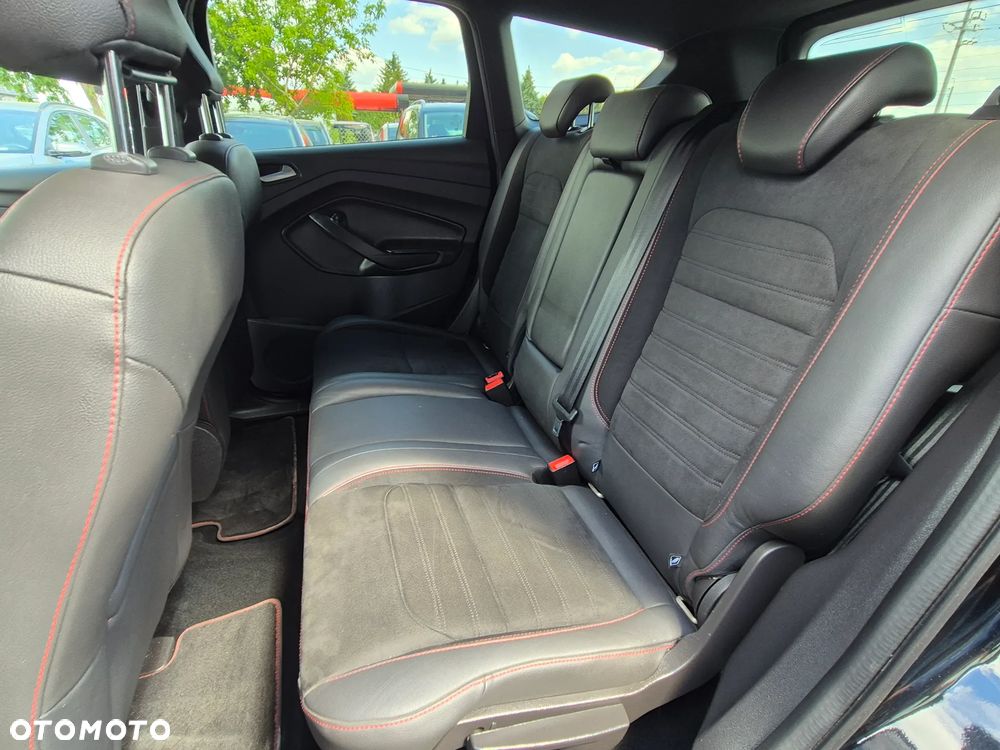 Ford Kuga 2.0 TDCi 4x4 ST-Line - 27