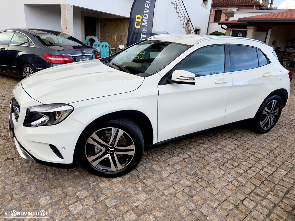 Mercedes-Benz GLA 200 CDI Urban - 14