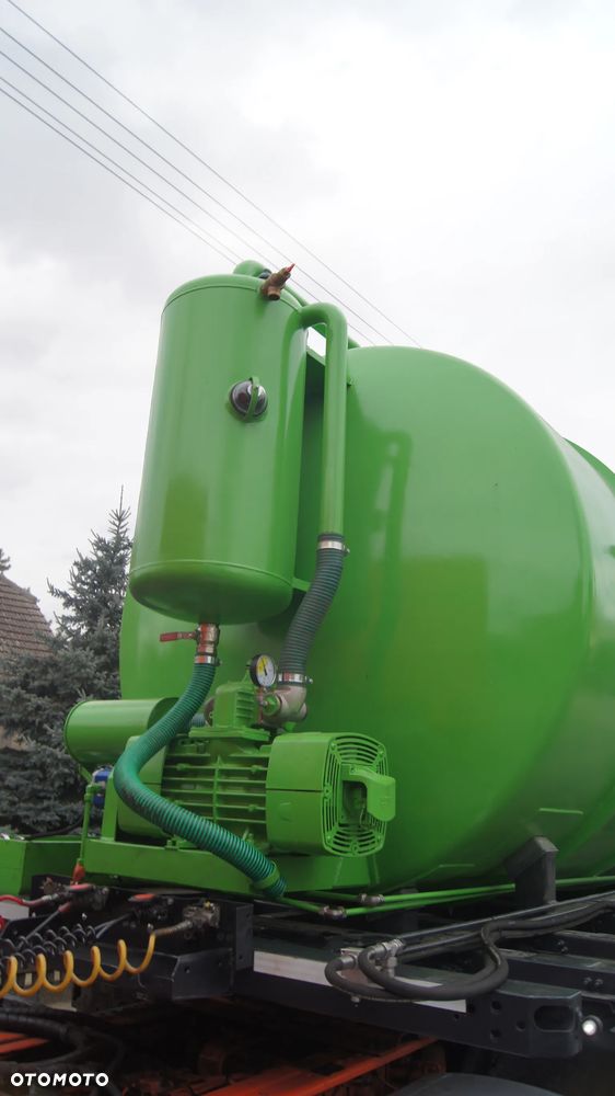 naczepa asenizacyjna ze zbiornikiem cysterna beczka zabudowa asenizacyjna - 4