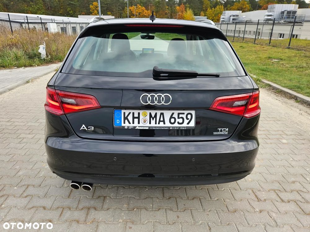 Audi A3 Sportback 2.0 TDI quattro Attraction - 19