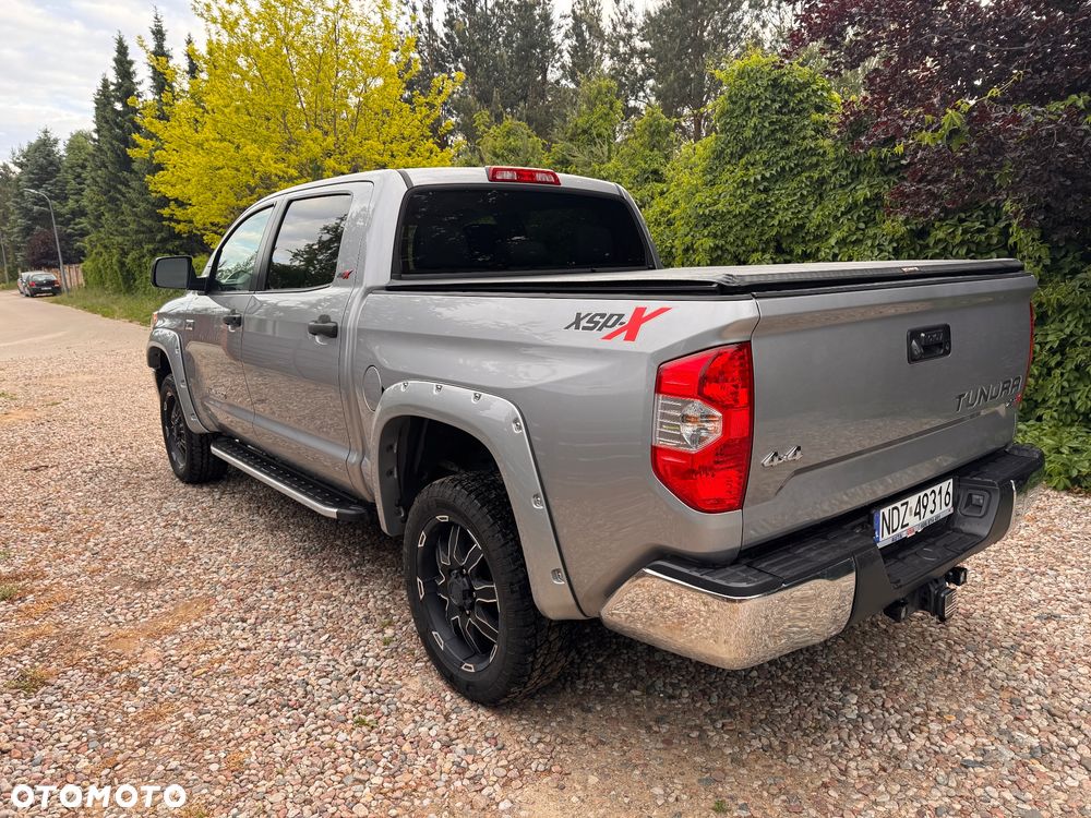 Toyota Tundra - 3