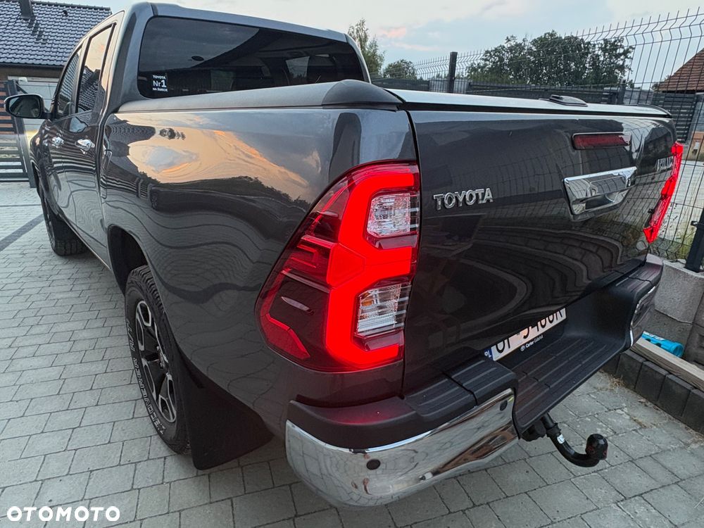 Toyota Hilux 2.8 D-4D Double Cab SR5+ 4x4 - 28