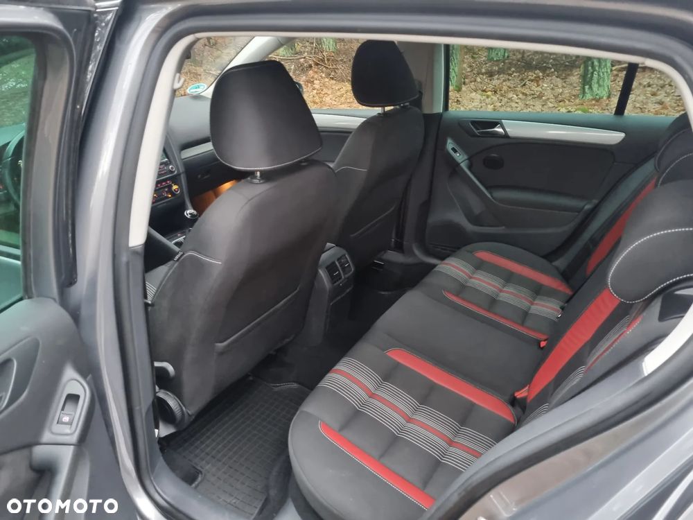 Volkswagen Golf 1.2 TSI MATCH - 11