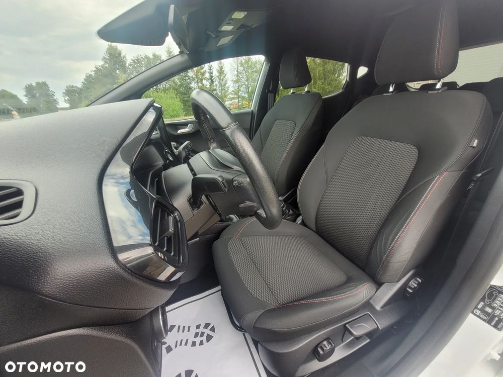 Ford Fiesta 1.1 S&S ST-LINE - 15