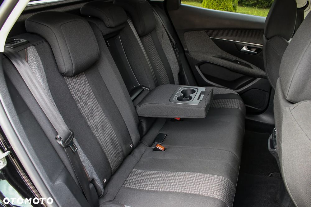 Peugeot 3008 - 24
