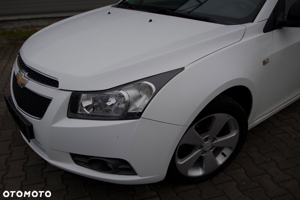 Chevrolet Cruze 1.8 LTZ - 3