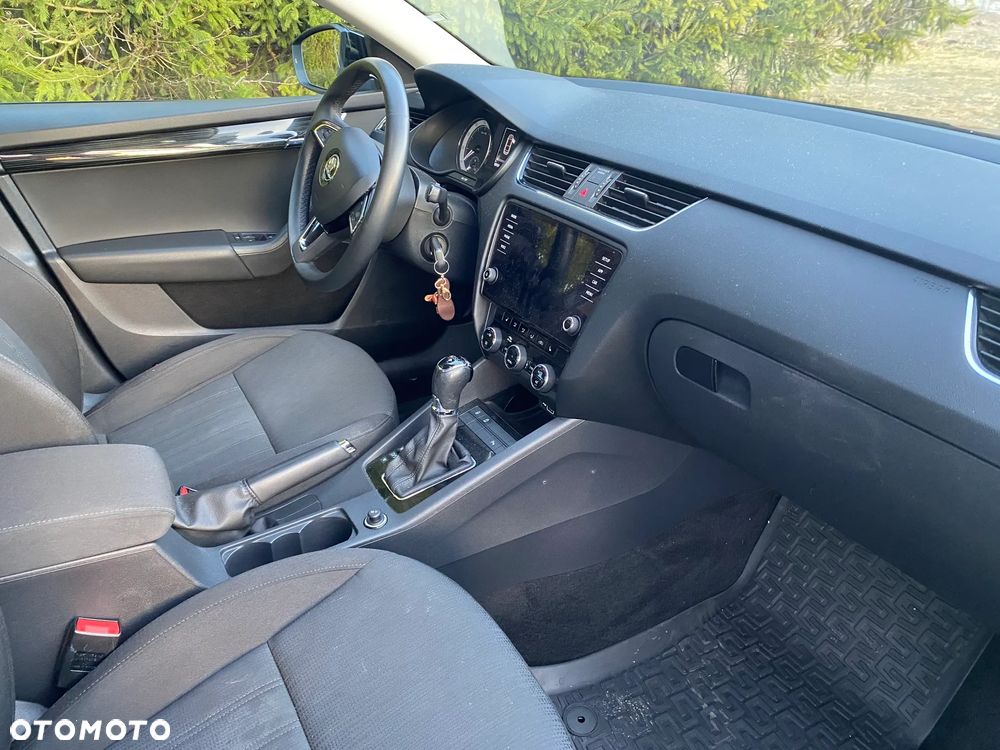 Skoda Octavia 1.4 TSI Style DSG - 9