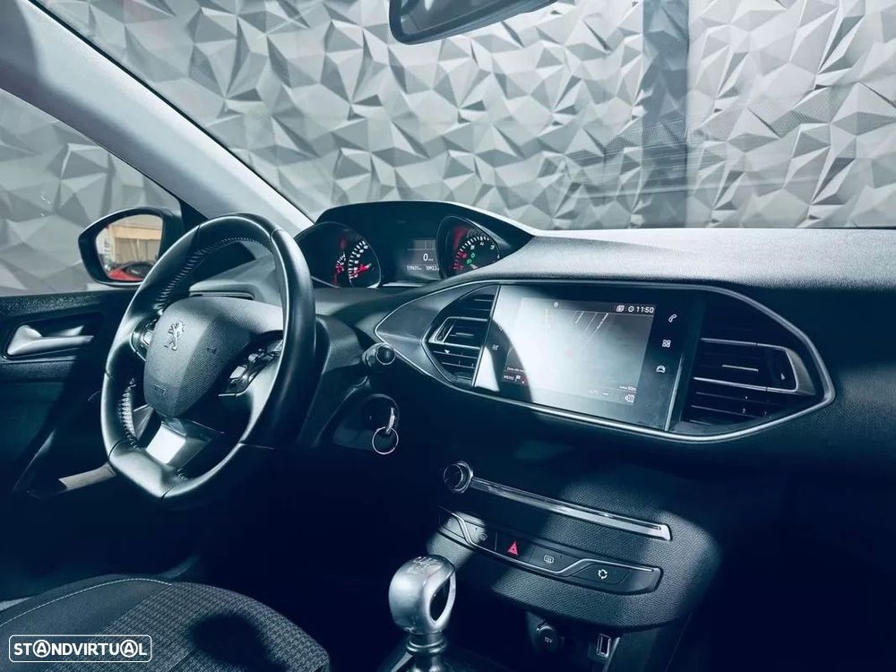 Peugeot 308 1.2 PureTech Active - 6