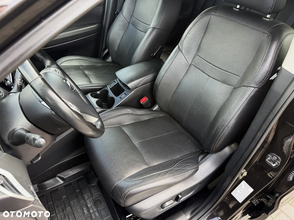 Nissan Qashqai 1.6 dCi Xtronic TEKNA+ - 8