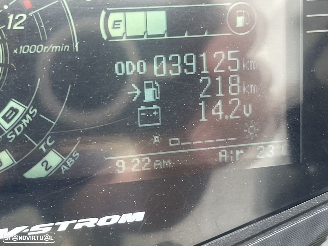 Suzuki DL 1050 - 3