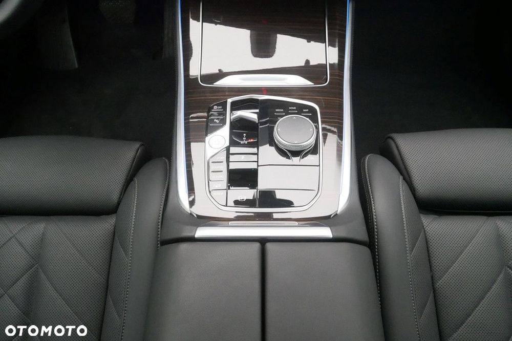 BMW X5 - 11