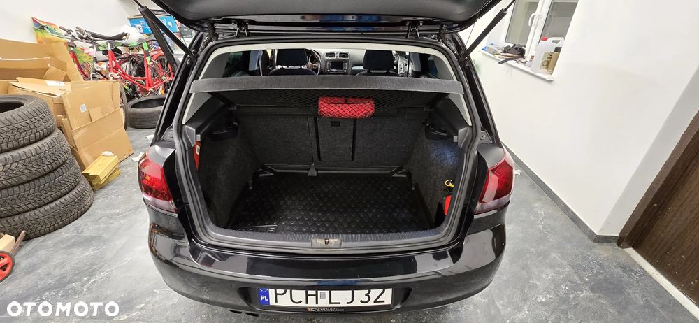 Volkswagen Golf 2.0 TDI DPF DSG Highline - 23