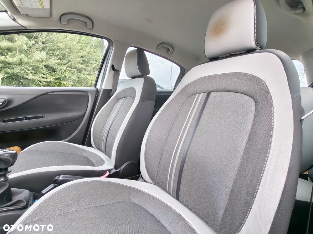 Fiat Punto 1.4 Easy S&S - 24