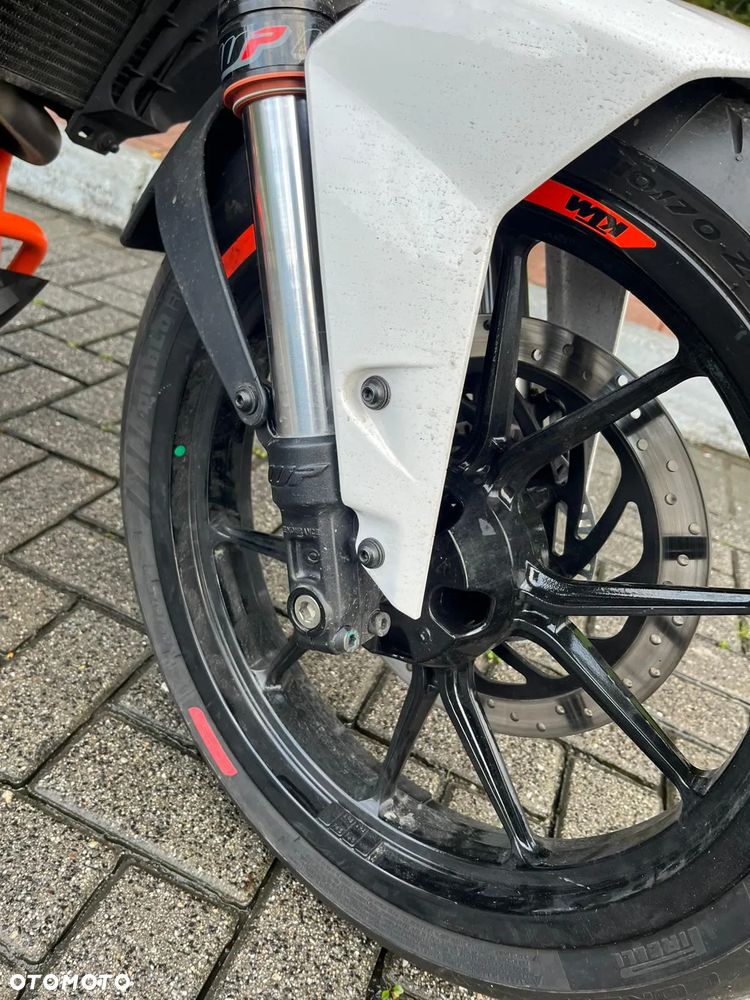 KTM Duke - 13