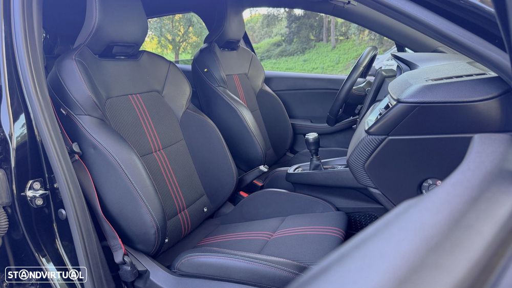 Renault Clio 1.0 TCe RS Line - 8