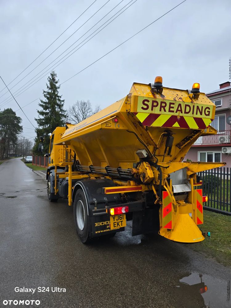 DAF LF 55 220 pługopiaskarka duże kola komunalny wywrotka hakowiec bramowiec - 9