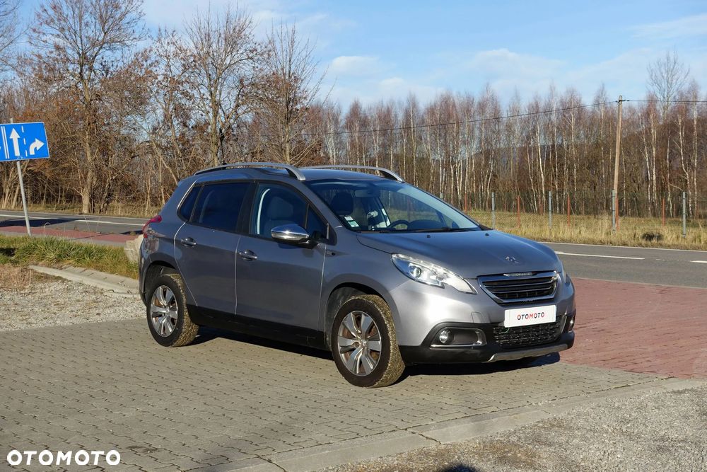 Peugeot 2008 1.2 Pure Tech Style