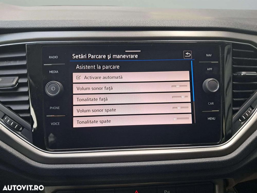 Volkswagen T-Roc 2.0 TDI 4Mot DSG Design - 13