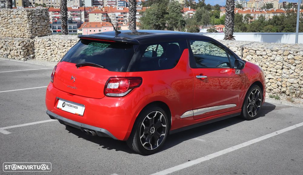 Citroën DS3 1.6 HDi Airdream Sport Chic — fotografia 11