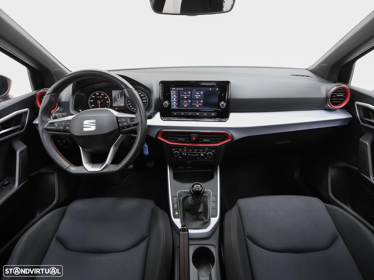 SEAT Arona 1.0 TSI FR - 6