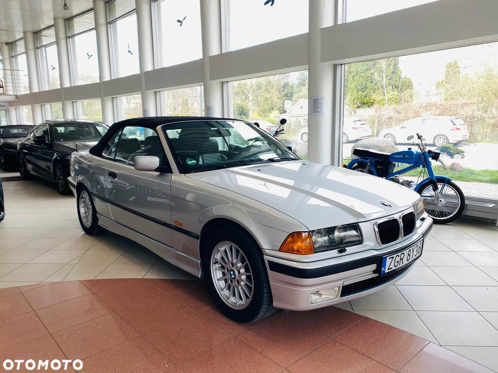 BMW Seria 3 318i Cabriolet - 6