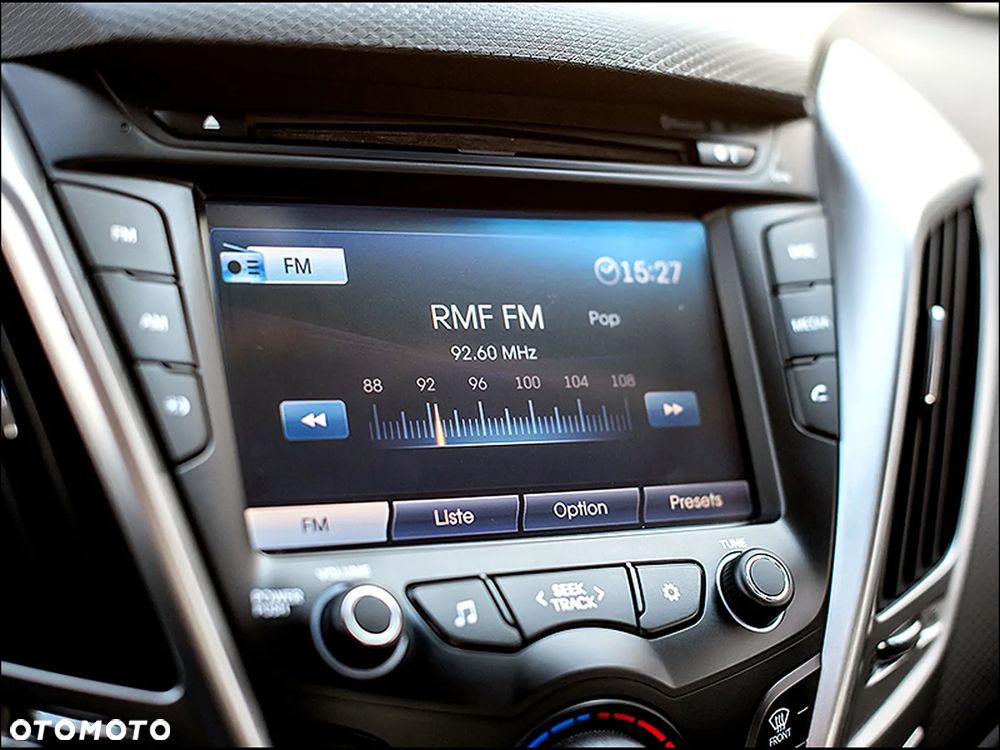 Hyundai Veloster - 20