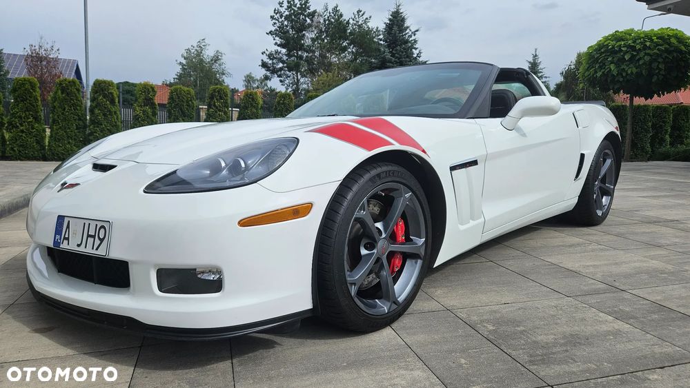 Chevrolet Corvette - 21