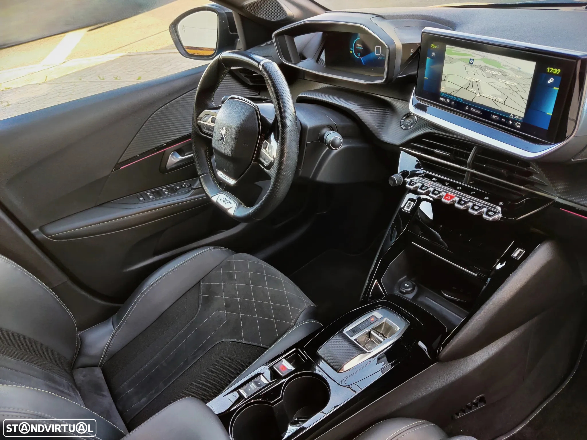 Peugeot e-208 50 kWh GT - 16