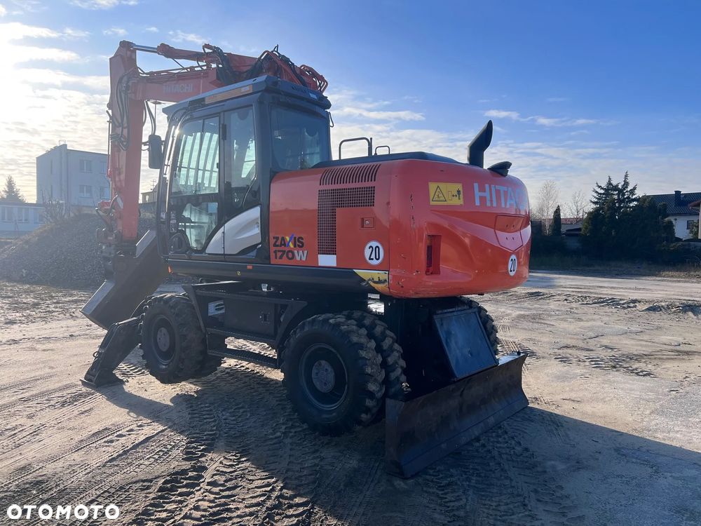Hitachi ZX 170W-5B 2600 MTH 2 ŁYŻKI OILQUICK POWERTILT - 3