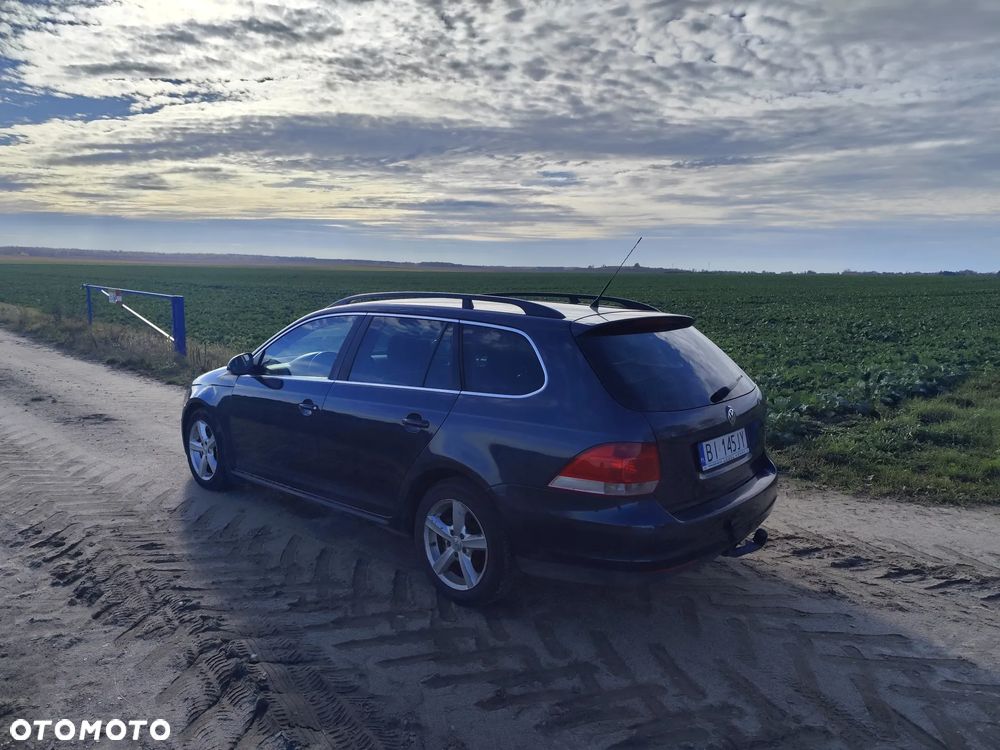 Volkswagen Golf - 16