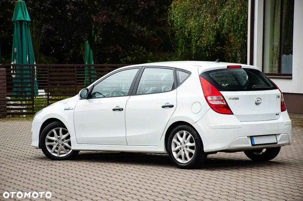 Hyundai i30 1.6 CRDI blue Classic - 20