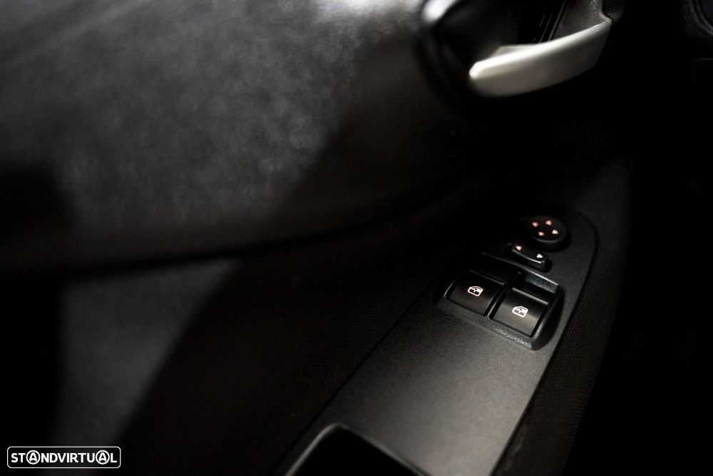 Fiat Punto 1.2 Lounge S&S - 10