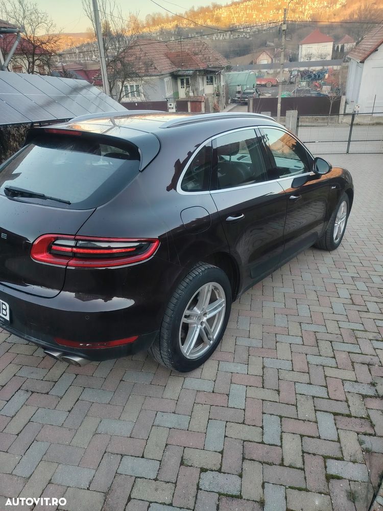 Porsche Macan - 5