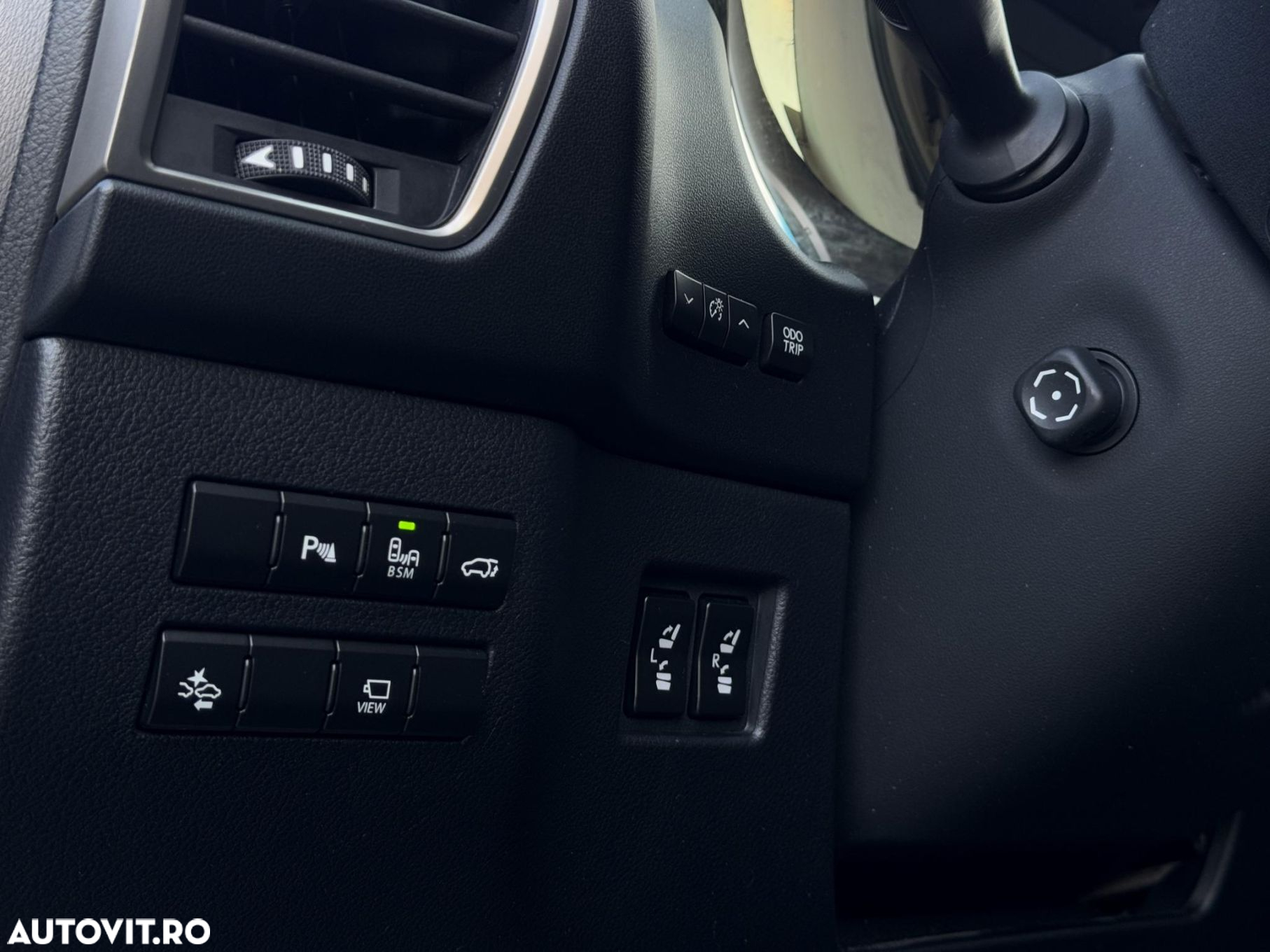 Lexus Seria NX - 18