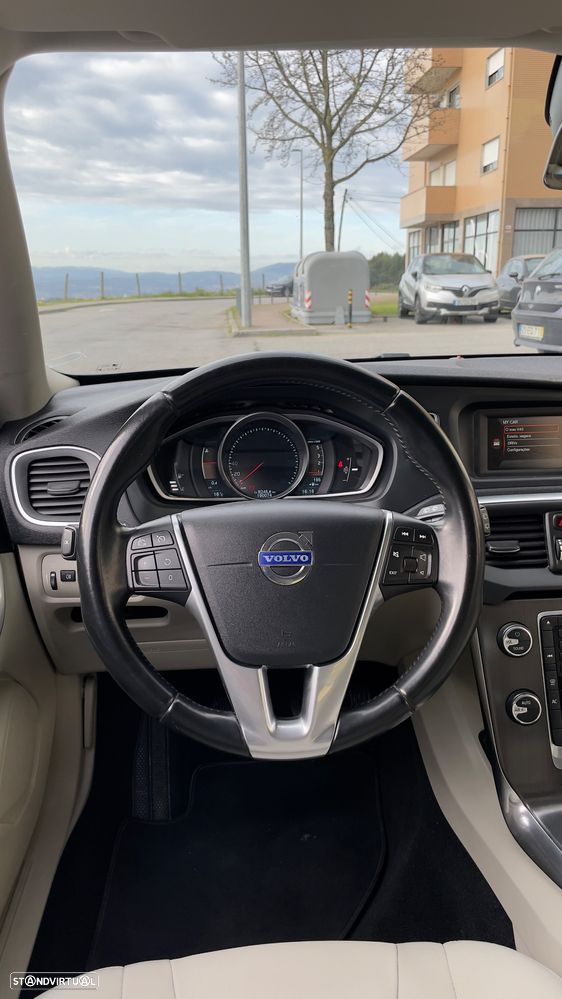 Volvo V40 D2 Kinetic - 8