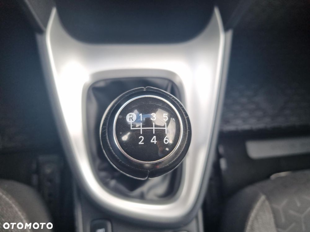 Toyota Yaris Cross 1.5 Comfort - 24