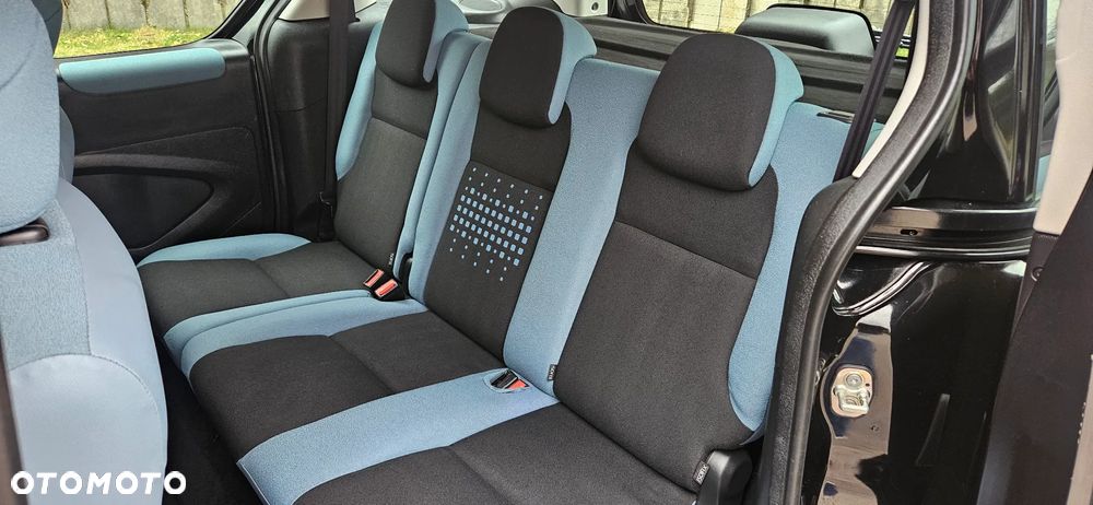 Citroën Berlingo Multispace e-HDi 90 FAP EGS6 Exclusive - 18