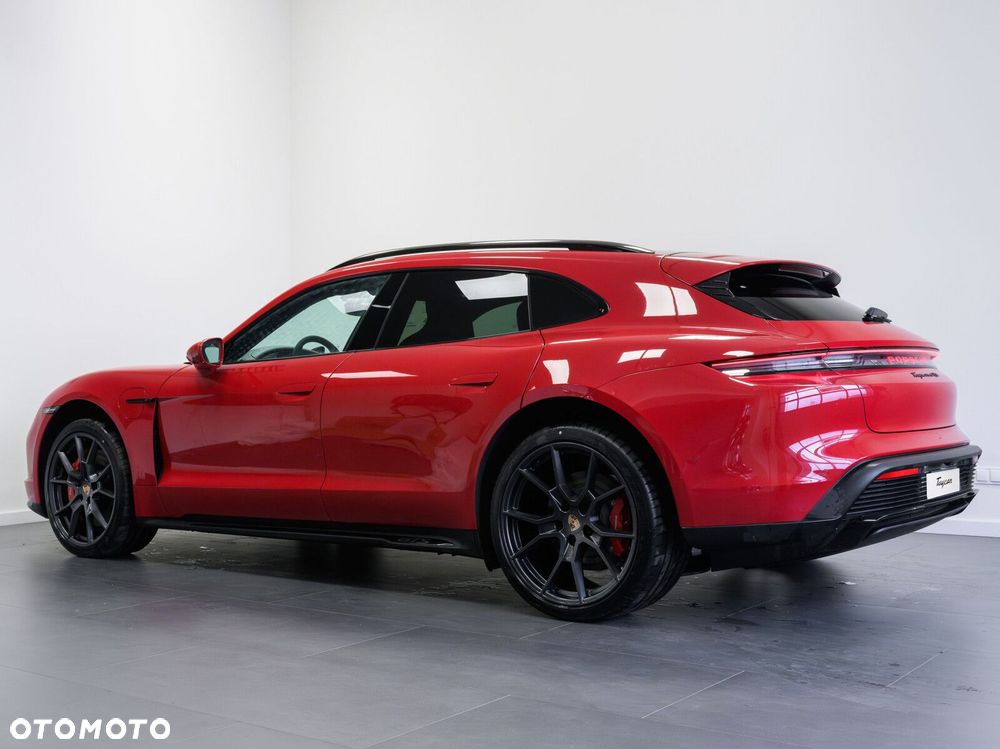 Porsche Taycan - 3