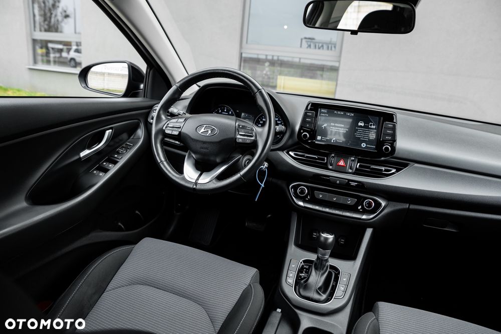 Hyundai i30 1.5 T-GDI 48V Premium DCT - 27