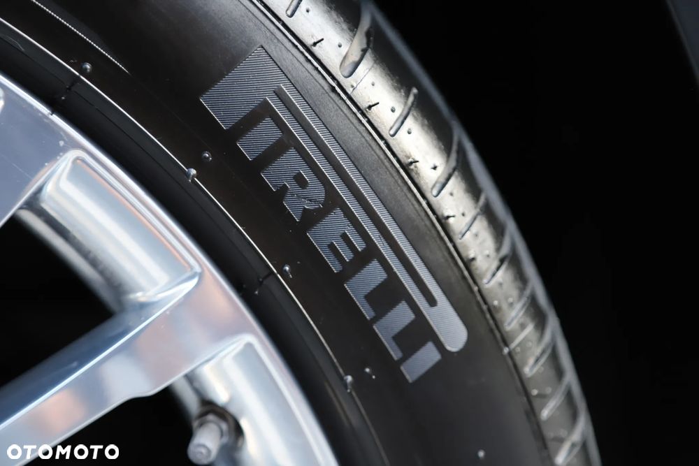 Mercedes-Benz GLS Maybach 600 4-Matic - 32