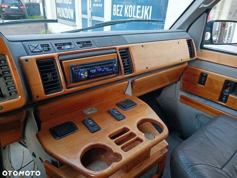Chevrolet Astro - 17