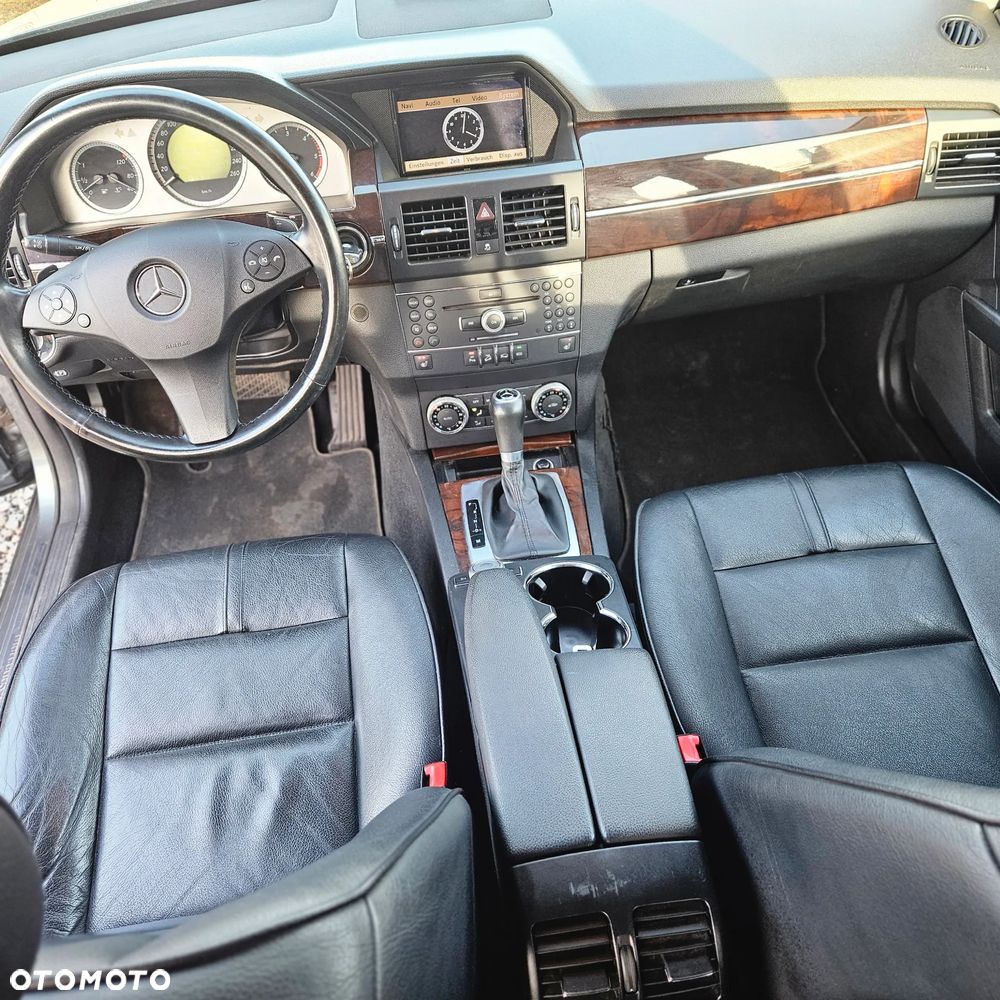 Mercedes-Benz GLK - 26