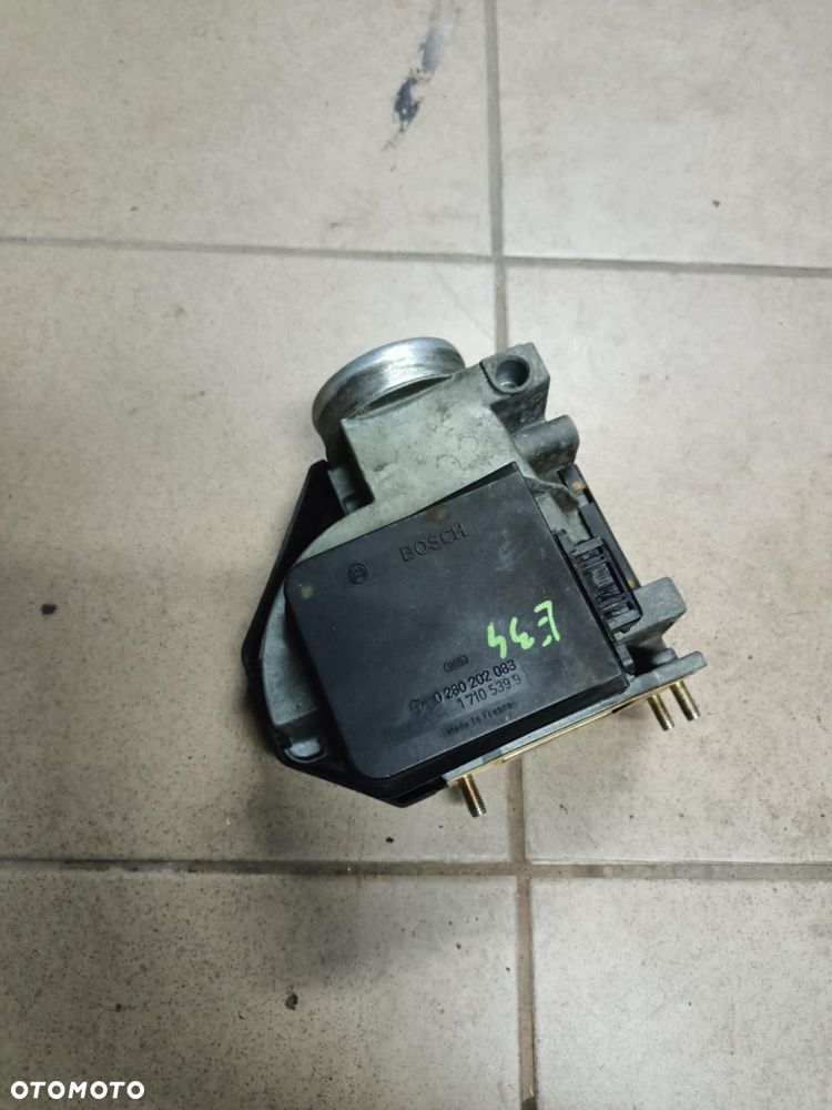 Przepustnica BMW E28 E30 E34 M50b20 2.0 pająk 1710539 028020083